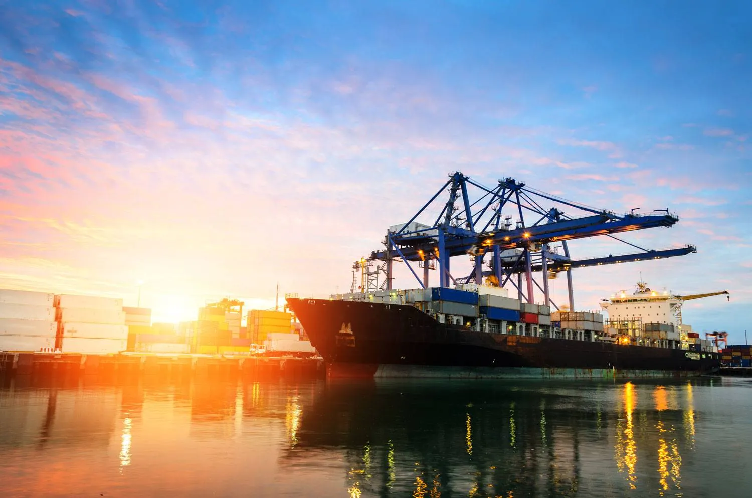 Trading goods UAE to India freight